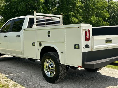 Used 2022 Chevrolet Silverado 2500 4x4 Crew Cab W/T image 7