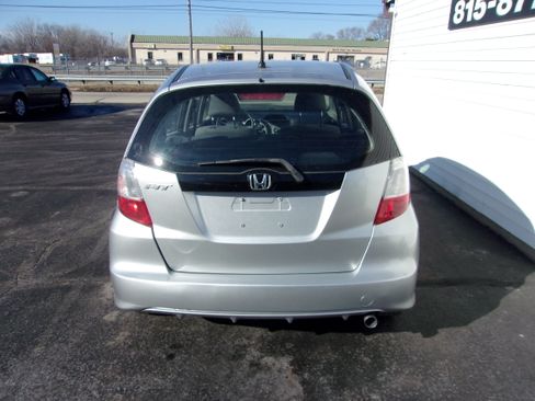 Used 2013 Honda Fit image 3