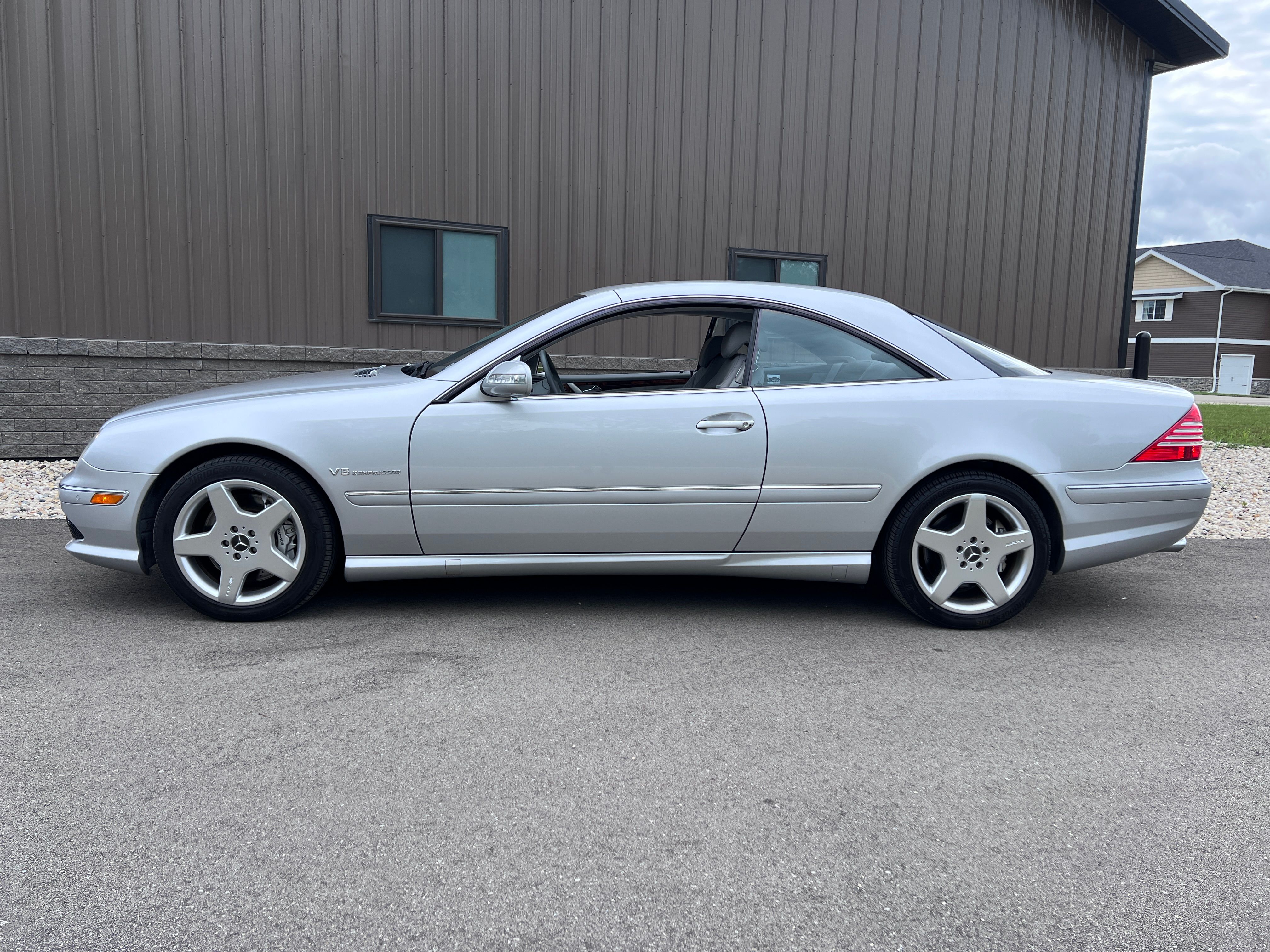 Used 2003 Mercedes-Benz CL 55 AMG image 11