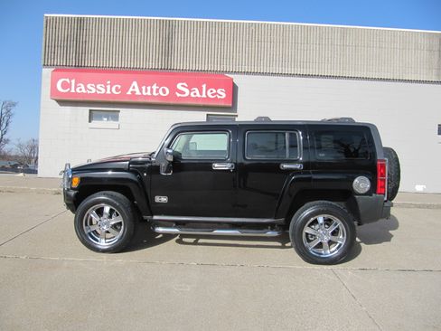 Used 2007 HUMMER H3 Luxury image 1