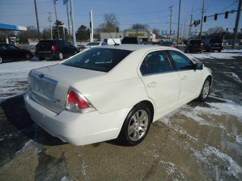 Used 2009 Ford Fusion SEL image 14