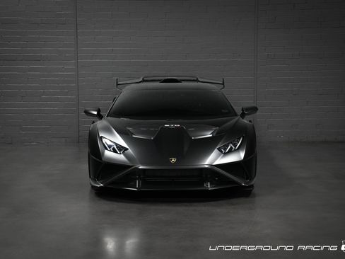 Used 2023 Lamborghini Huracan STO Coupe RWD image 8