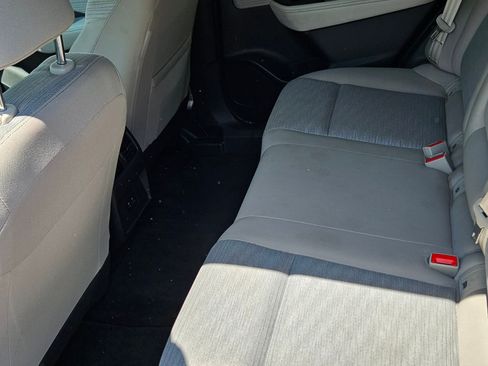 Used 2023 Nissan Rogue AWD SV image 6