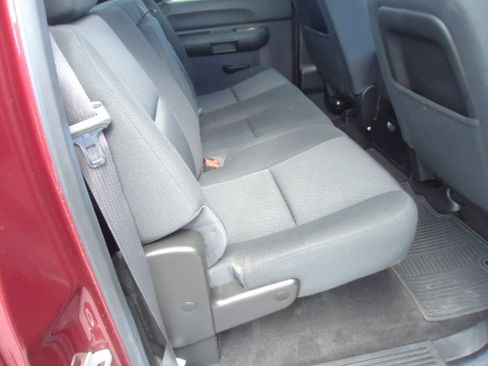 Used 2013 Chevrolet Silverado 1500 LT image 17