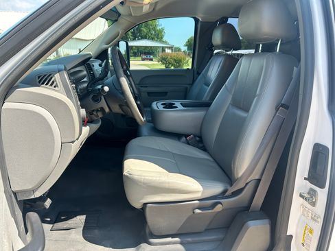 Used 2013 Chevrolet Silverado 2500 RWD image 9