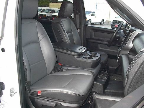 Used 2022 RAM 2500 Tradesman RWD image 12
