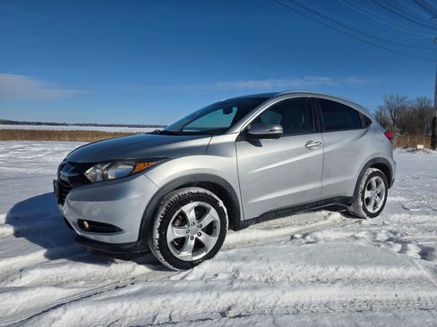 Used 2016 Honda HR-V EX-L image 2