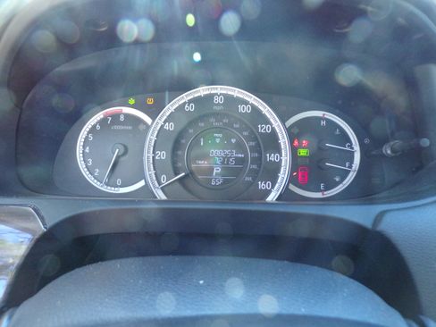 Used 2017 Honda Accord EX image 12