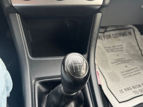 Used 2015 Subaru XV Crosstrek 2.0i Premium image 18