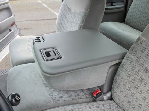 Used 1999 Ford F350 XLT image 57