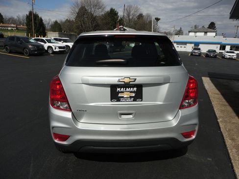 Used 2020 Chevrolet Trax LS image 11