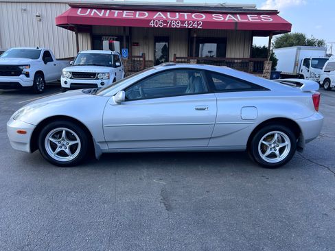 Used 2001 Toyota Celica GT FWD image 1