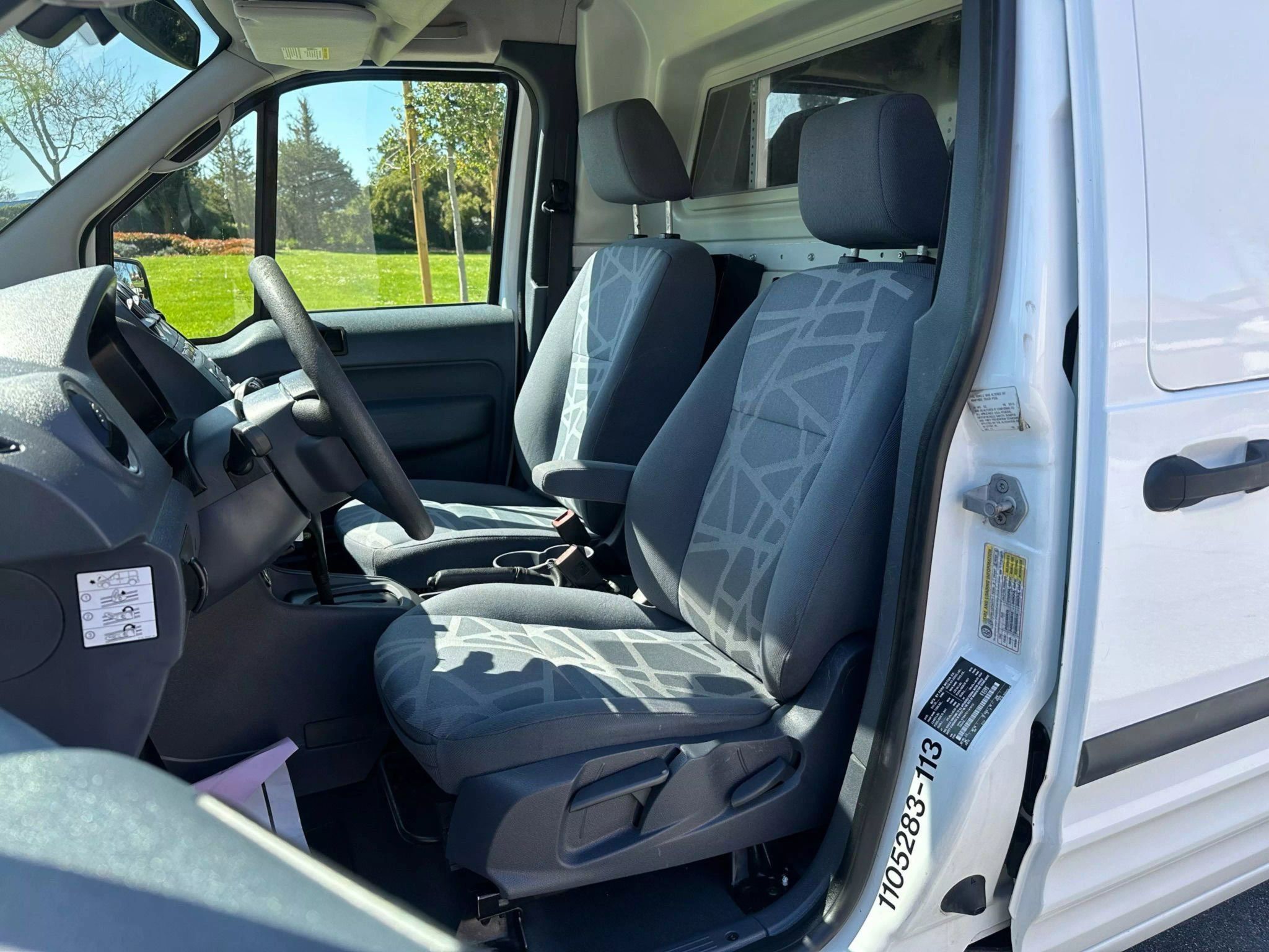 Used 2013 Ford Transit Connect XLT FWD image 2