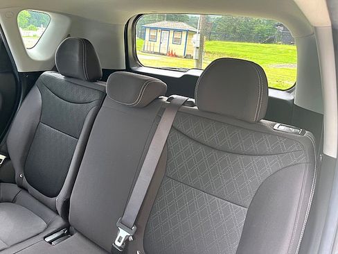 Used 2018 Kia Soul + image 17