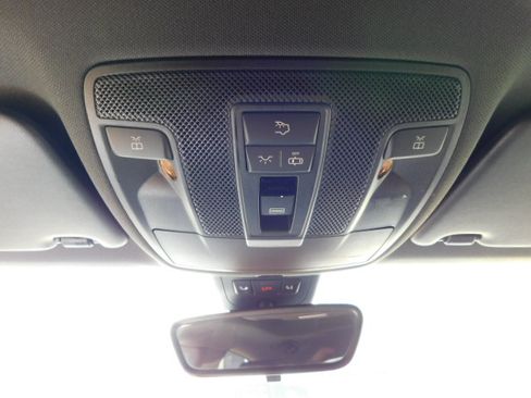 Used 2018 Mercedes-Benz CLA 250 image 17
