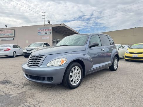 Used 2007 Chrysler PT Cruiser Touring image 2
