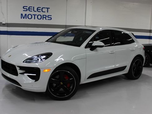 Used 2021 Porsche Macan GTS AWD/4WD image 2