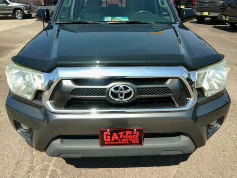 Used 2014 Toyota Tacoma SR5 image 17