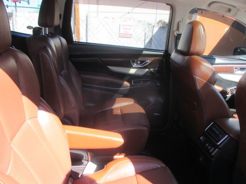 Used 2019 Subaru Ascent Touring image 12