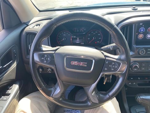 Used 2016 GMC Canyon SLE image 8
