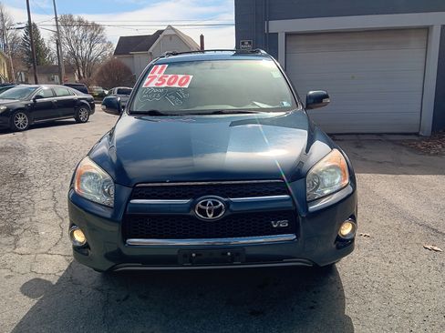 Used 2011 Toyota RAV4 Limited image 6