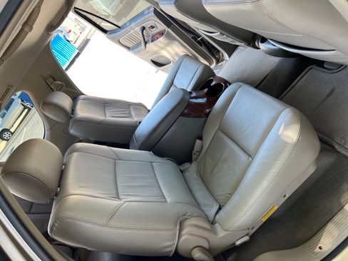 Used 2007 Toyota Sequoia Limited image 24