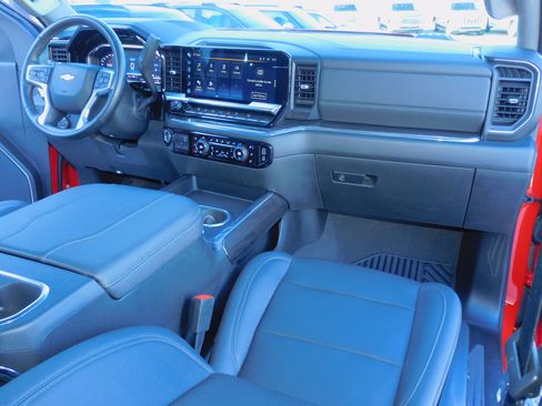 Used 2024 Chevrolet Silverado 3500 LTZ image 5