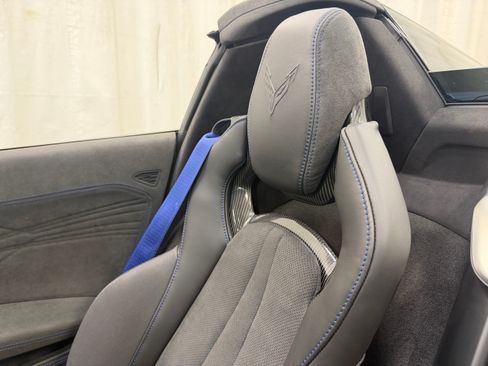 Used 2026 Chevrolet Corvette Z06 Convertible w/ 3LZ RWD image 42