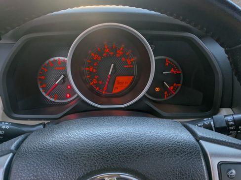 Used 2012 Toyota 4Runner SR5 Premium image 11