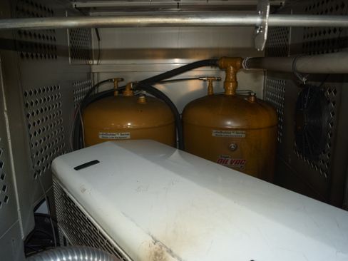 Used 2016 Mercedes-Benz Sprinter 3500 image 11