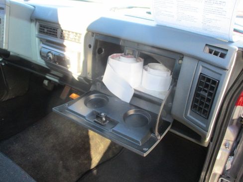Used 1993 Chevrolet S10 Pickup LS image 22
