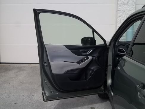 Used 2020 Subaru Forester Premium image 17