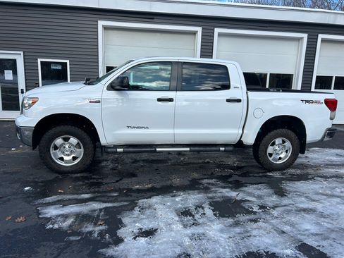 Used 2012 Toyota Tundra SR5 image 1