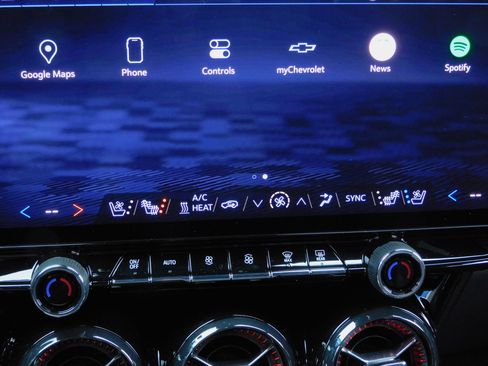 Used 2024 Chevrolet Blazer EV RS image 29