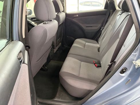 Used 2005 Toyota Matrix XR FWD image 11