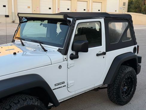 Used 2015 Jeep Wrangler Sport AWD/4WD image 26