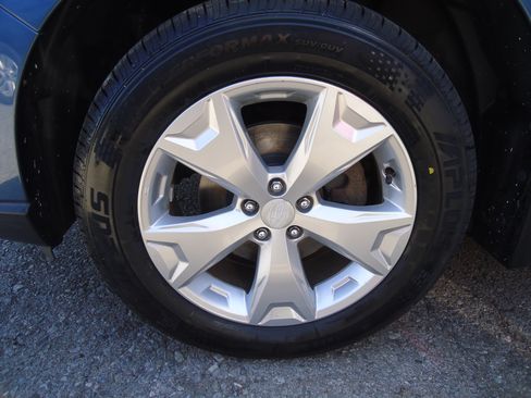 Used 2014 Subaru Forester 2.5i Premium AWD/4WD image 20
