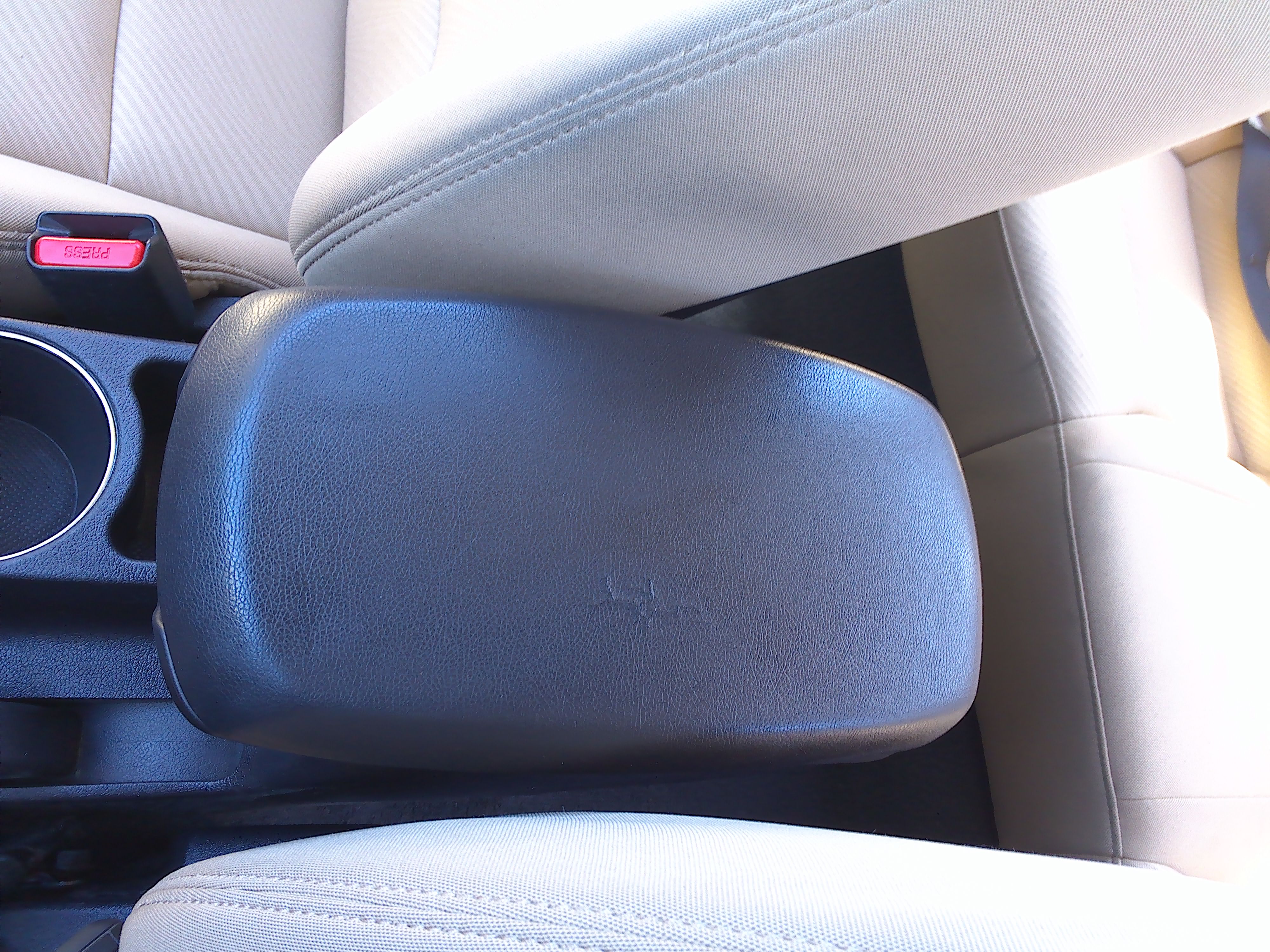 Used 2013 Hyundai Elantra GLS FWD image 21