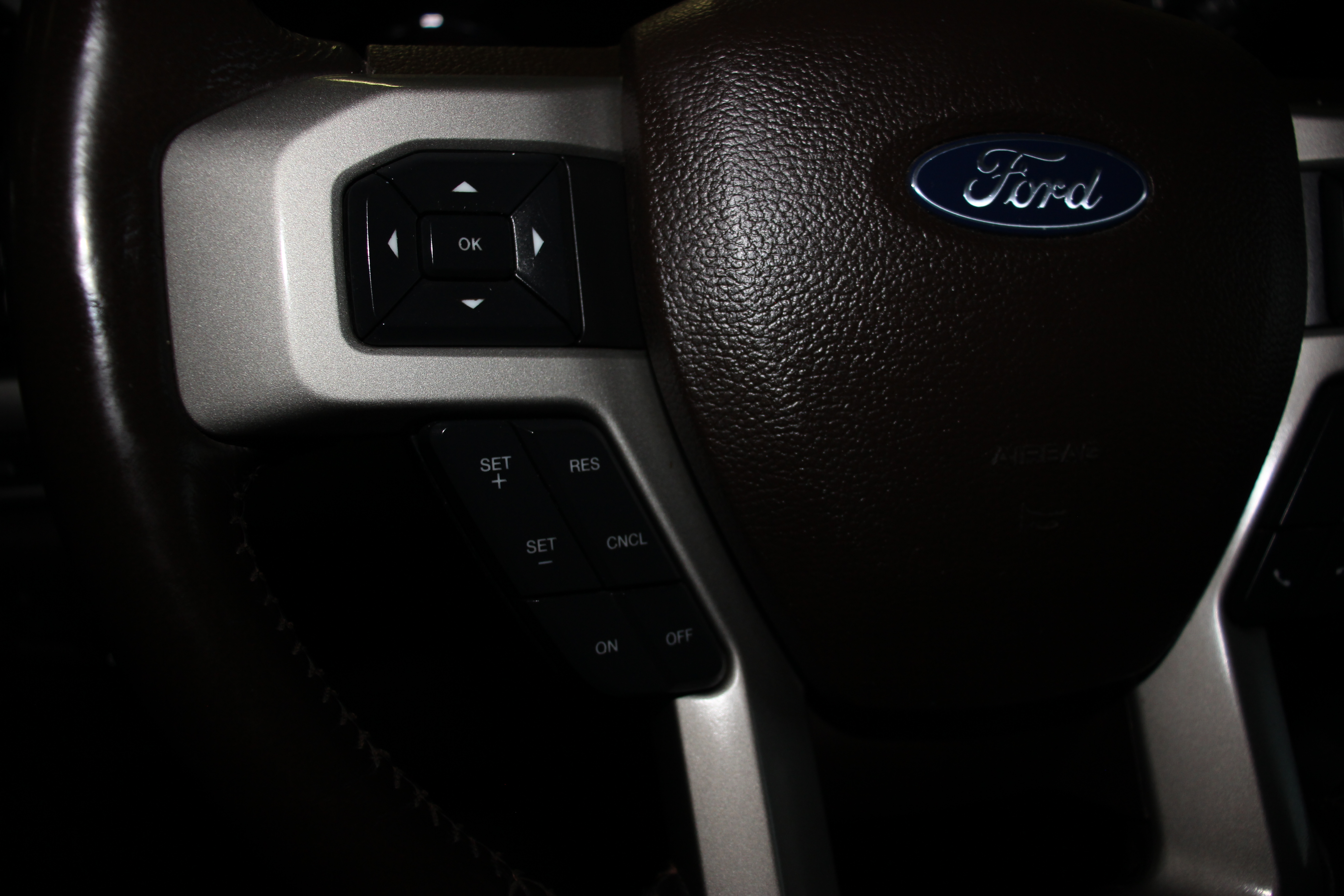 Used 2020 Ford F250 4x4 Crew Cab Super Duty image 33