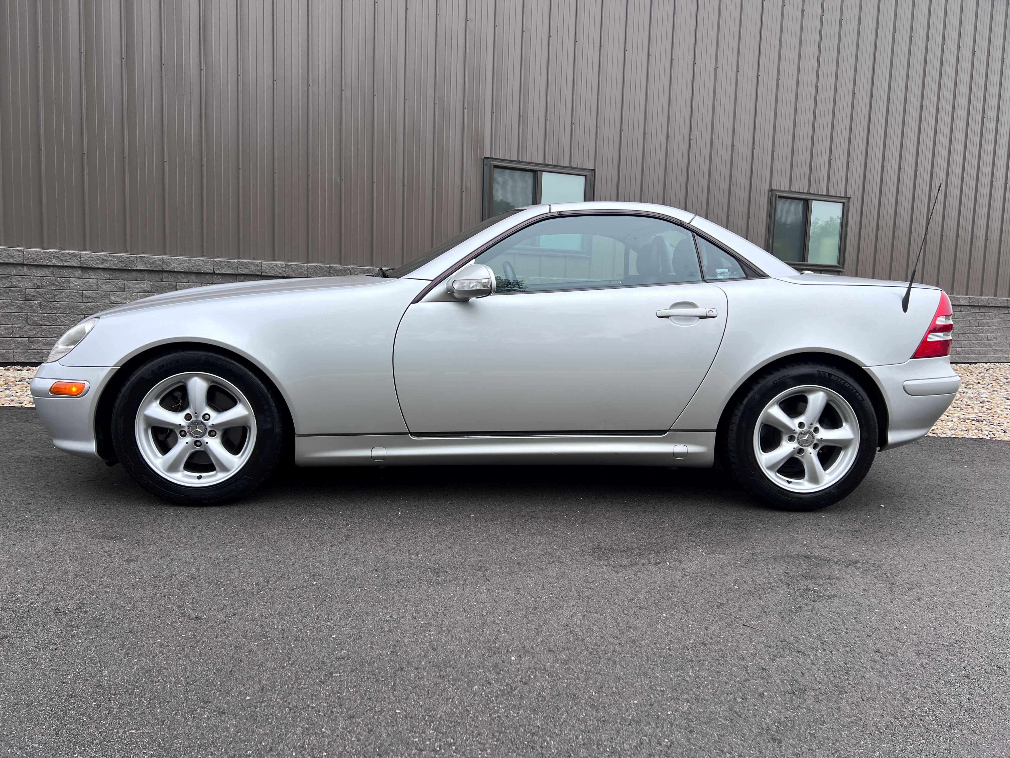 Used 2003 Mercedes-Benz SLK 320 image 6