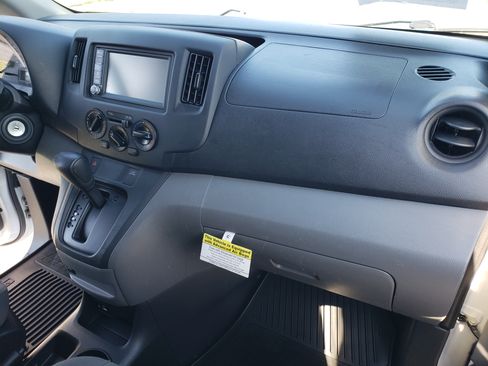 Used 2021 Nissan NV200 SV image 16