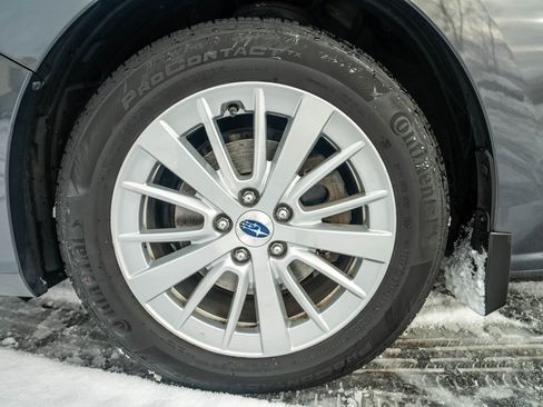 Used 2018 Subaru Impreza 2.0i Premium image 41