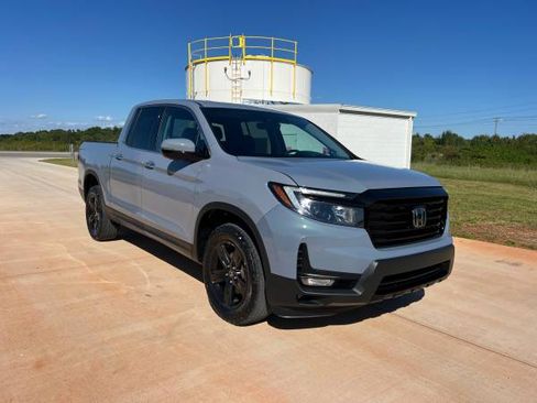 Used 2023 Honda Ridgeline RTL-E image 4