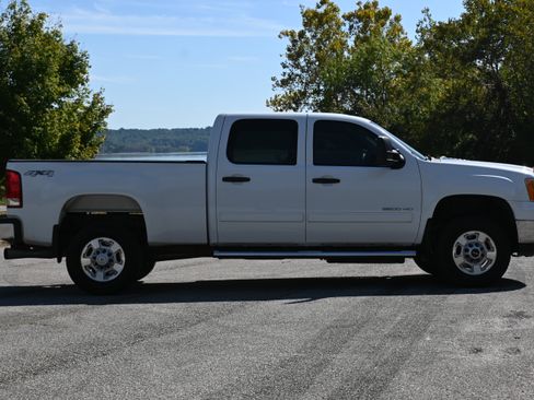 Used 2014 GMC Sierra 2500 SLE image 7