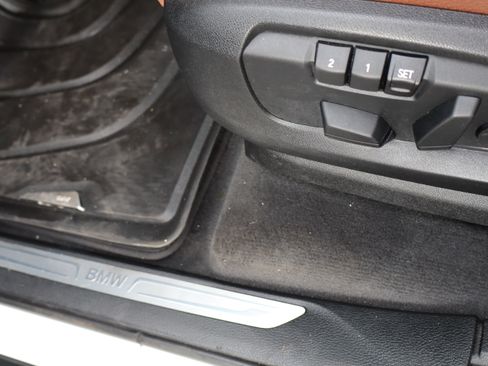 Used 2017 BMW X5 xDrive35d image 19