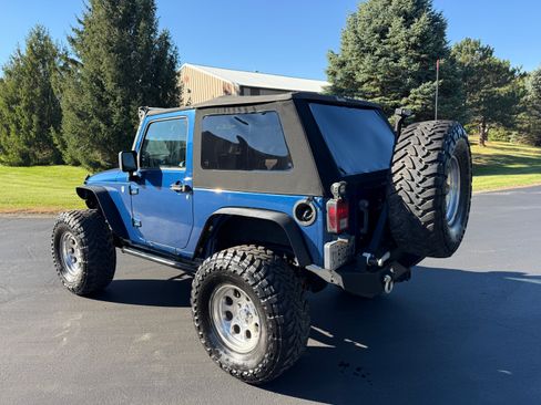 Used 2010 Jeep Wrangler Sport S image 4