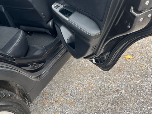 Used 2015 Subaru XV Crosstrek 2.0i Premium image 8