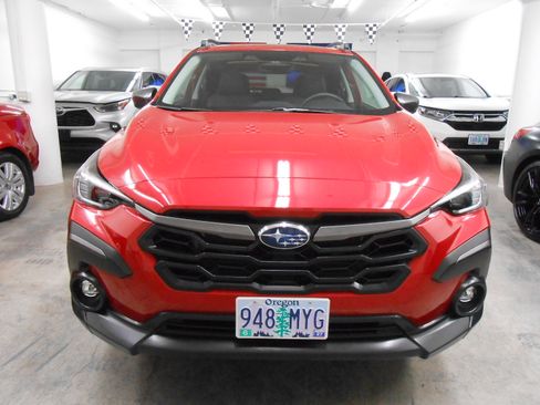 Used 2024 Subaru Crosstrek 2.5i Limited image 3