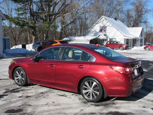 Used 2016 Subaru Legacy 2.5i Limited image 8
