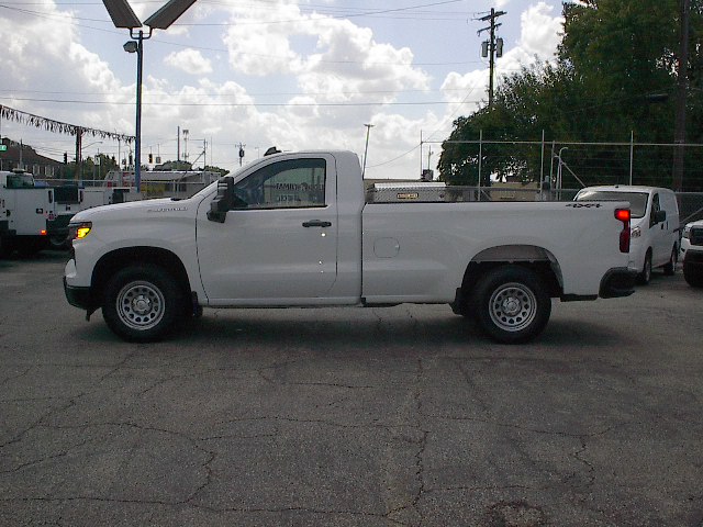 Used 2024 Chevrolet Silverado 1500 W/T AWD/4WD image 9